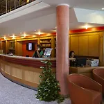 Kammweg نيوشتات أم رينشتايغ