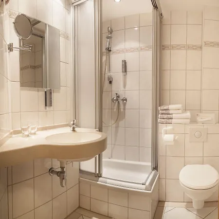 Kammweg 3*